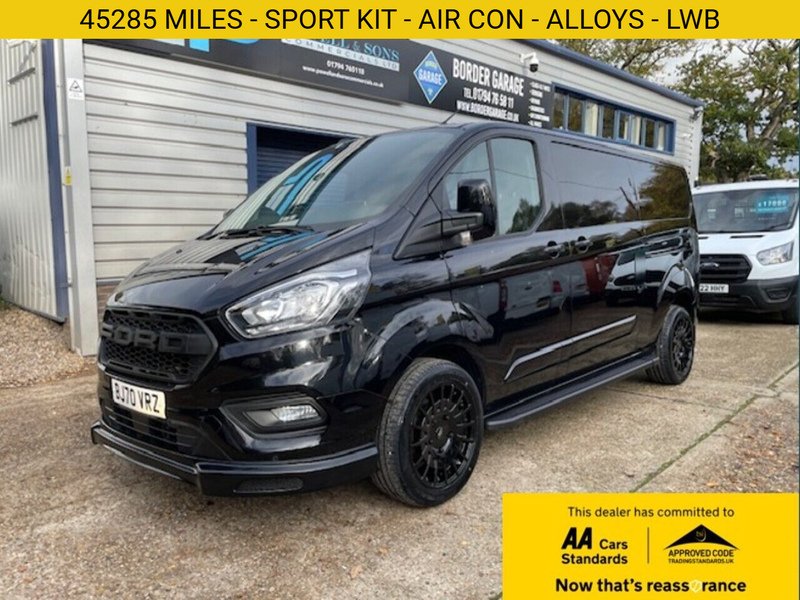 Ford Transit Custom 300 Limited Sport Pack - U652