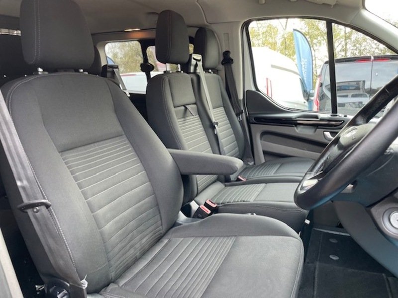 Ford Transit Custom 320 Limited Sport Kit - U657