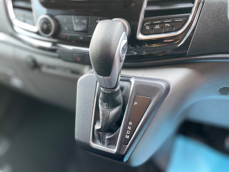 Ford Transit Custom 320 Limited Sport Kit - U657