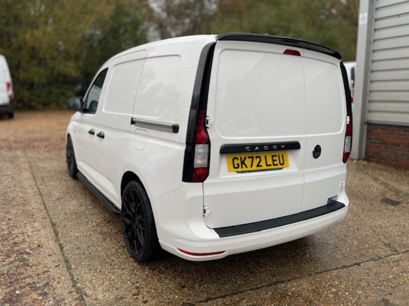 Volkswagen Caddy TDI C20 Commerce Sport - U658