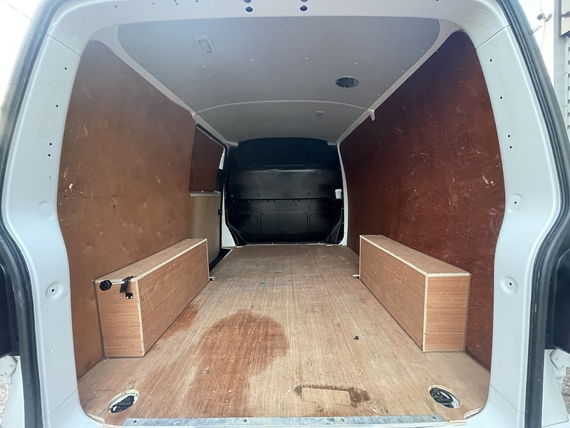 Volkswagen Transporter TDI T28 Startline Sport Pack - U664