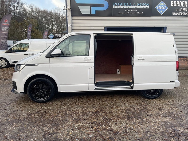 Volkswagen Transporter TDI T28 Startline Sport Pack - U664