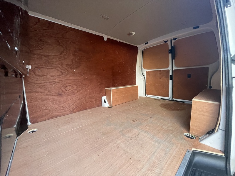 Volkswagen Transporter TDI T28 Startline Sport Pack - U664