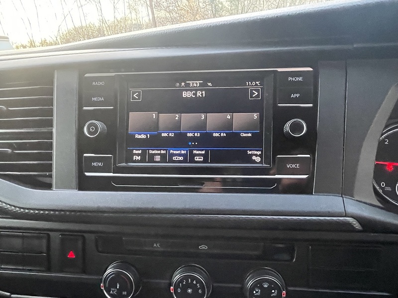 Volkswagen Transporter TDI T28 Startline Sport Pack - U664