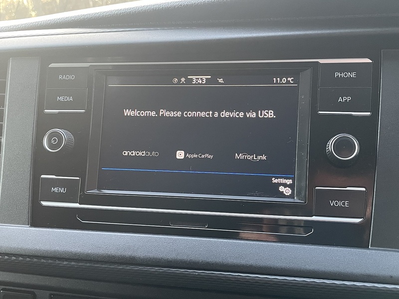 Volkswagen Transporter TDI T28 Startline Sport Pack - U664