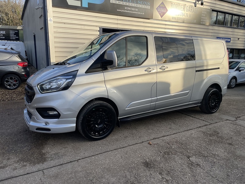 Ford Transit Custom 320 Limited Sport Pack - U672