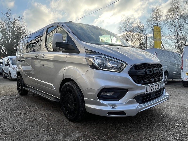 Ford Transit Custom 320 Limited Sport Pack - U672