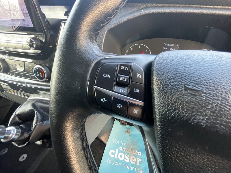 Ford Transit Custom 320 Limited Sport Pack - U672