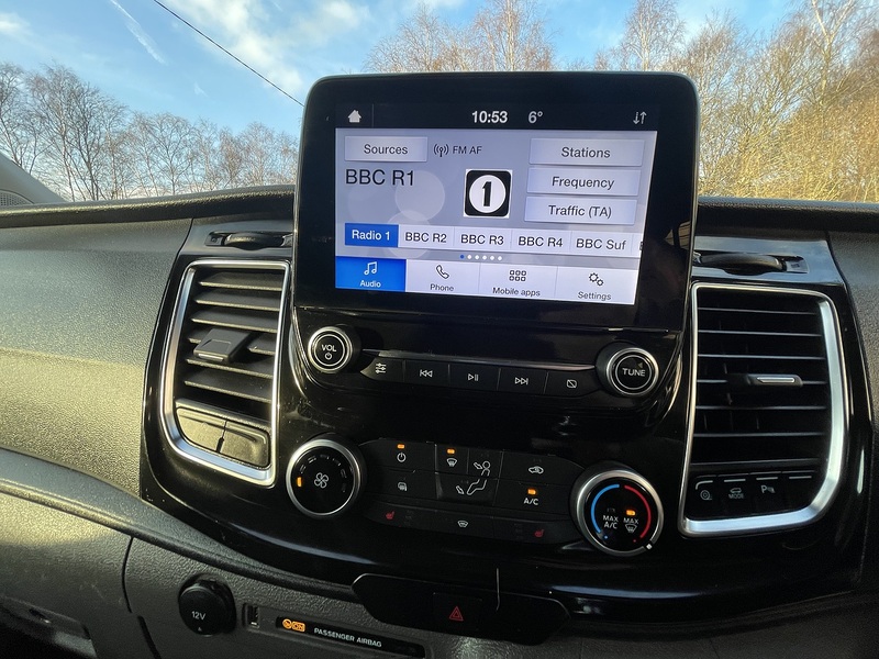 Ford Transit Custom 320 Limited Sport Pack - U672