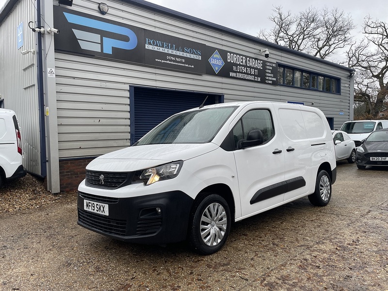 Peugeot Partner BlueHDi 950 Professional - U673