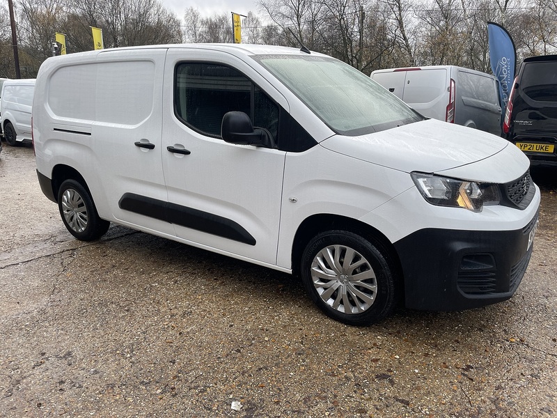 Peugeot Partner BlueHDi 950 Professional - U673