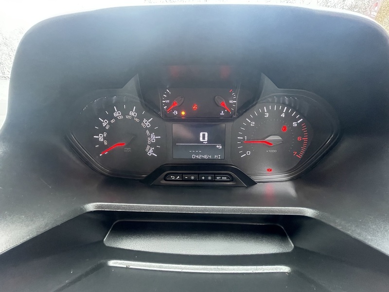 Peugeot Partner BlueHDi 950 Professional - U673