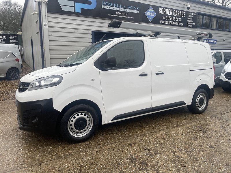 Vauxhall Vivaro Turbo D 2900 Dynamic - U682