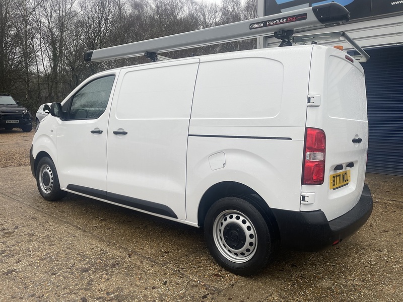 Vauxhall Vivaro Turbo D 2900 Dynamic - U682