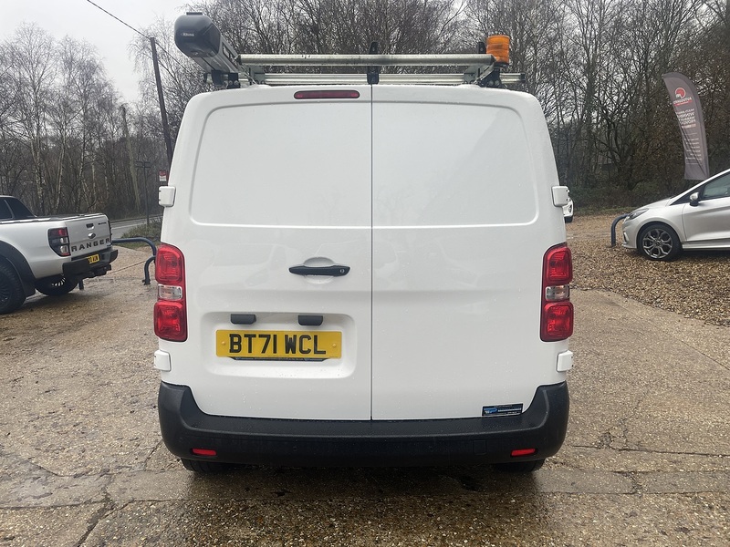 Vauxhall Vivaro Turbo D 2900 Dynamic - U682