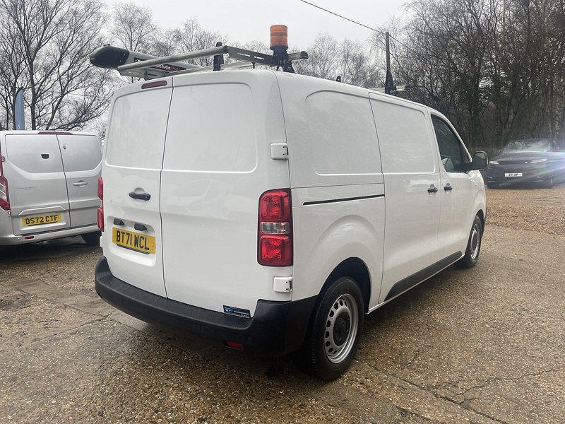 Vauxhall Vivaro Turbo D 2900 Dynamic - U682
