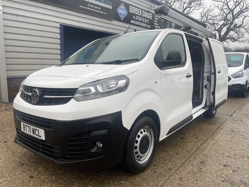 Vauxhall Vivaro Turbo D 2900 Dynamic - U682