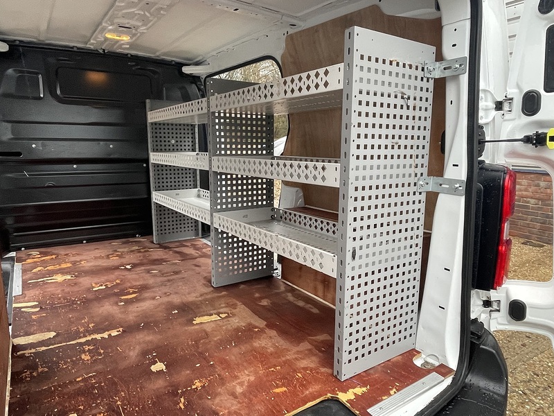 Vauxhall Vivaro Turbo D 2900 Dynamic - U682