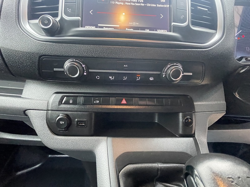 Vauxhall Vivaro Turbo D 2900 Dynamic - U682