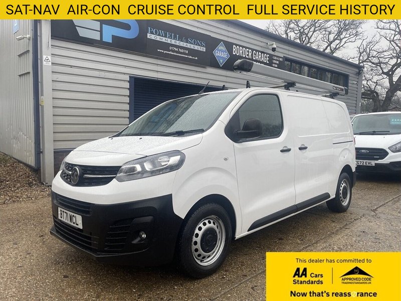 Vauxhall Vivaro Turbo D 2900 Dynamic - U682
