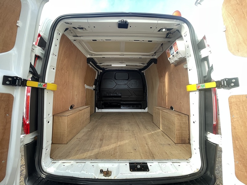Ford Transit Custom 280 EcoBlue Leader - U683