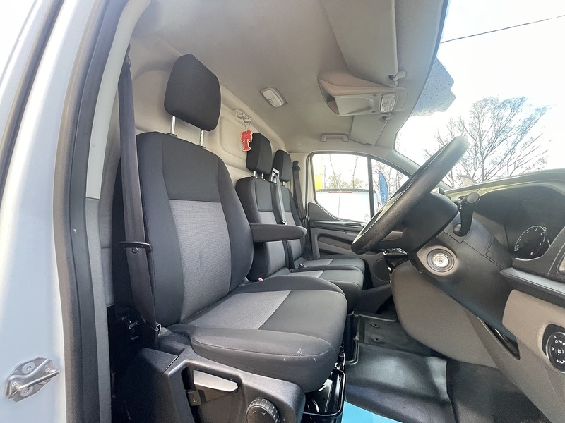 Ford Transit Custom 280 EcoBlue Leader - U683