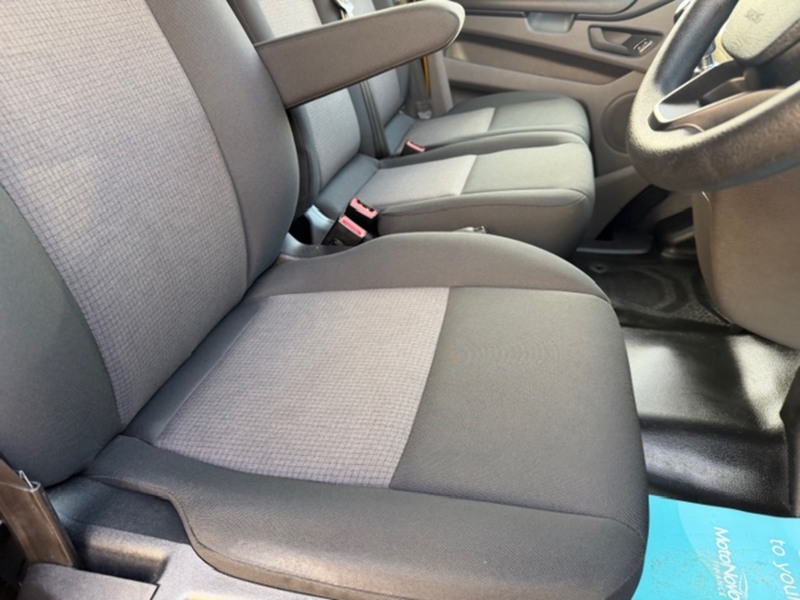 Ford Transit Custom 340 Leader Sport kit - U689