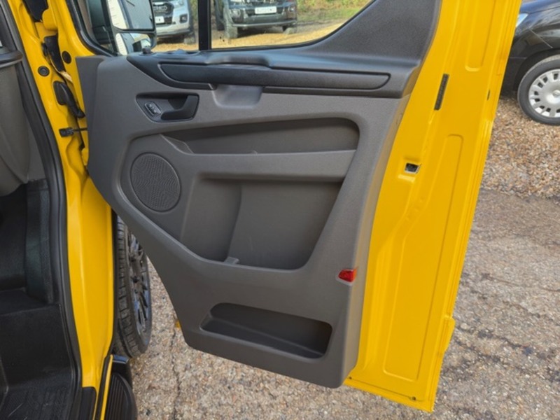 Ford Transit Custom 340 Leader Sport kit - U689