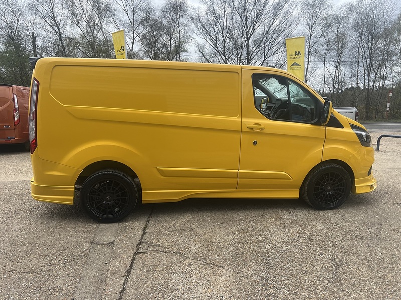 Ford Transit Custom 340 Leader Sport Kit - U692