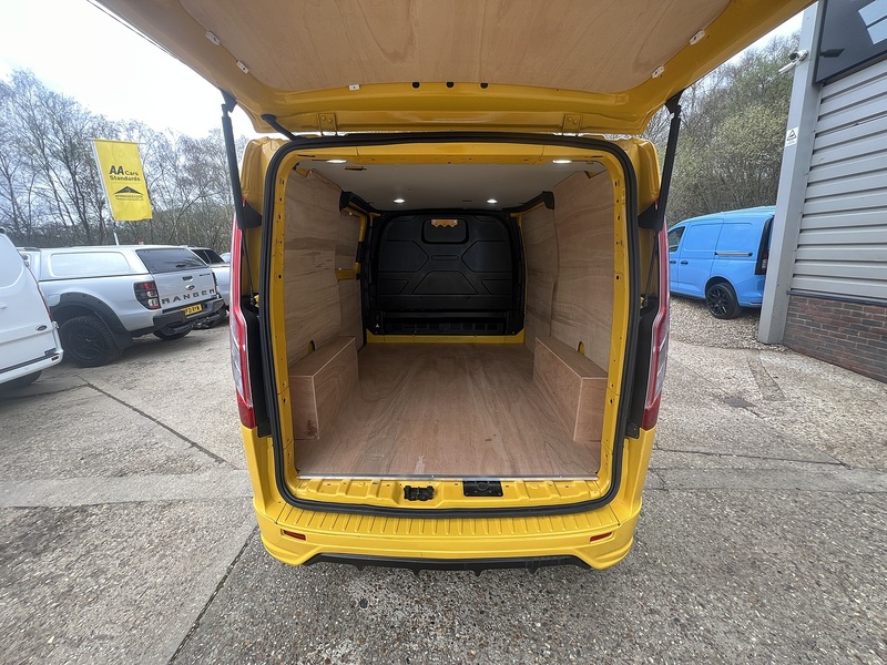 Ford Transit Custom 340 Leader Sport Kit - U692