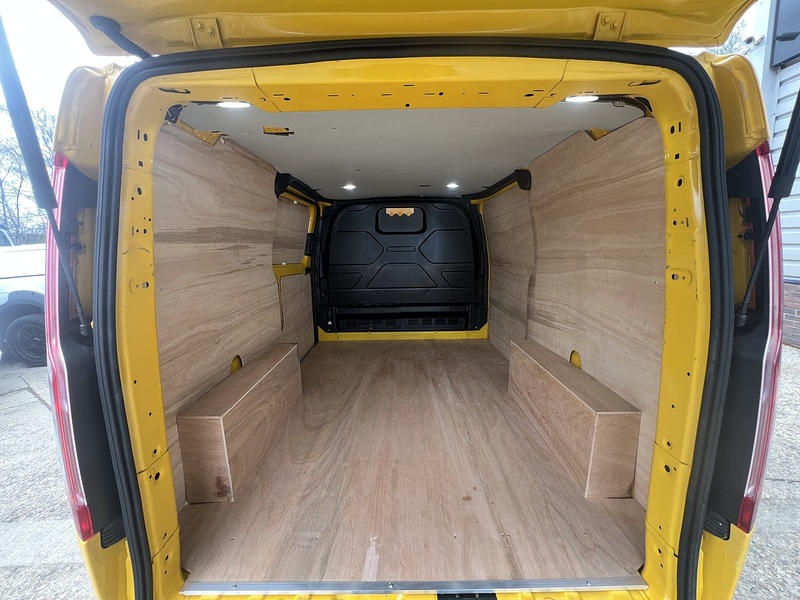 Ford Transit Custom 340 Leader Sport Kit - U692