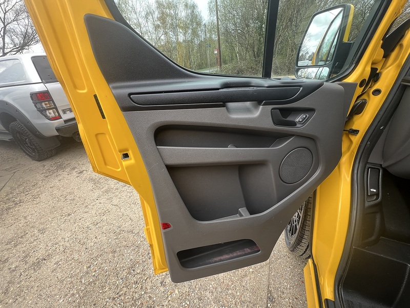 Ford Transit Custom 340 Leader Sport Kit - U692
