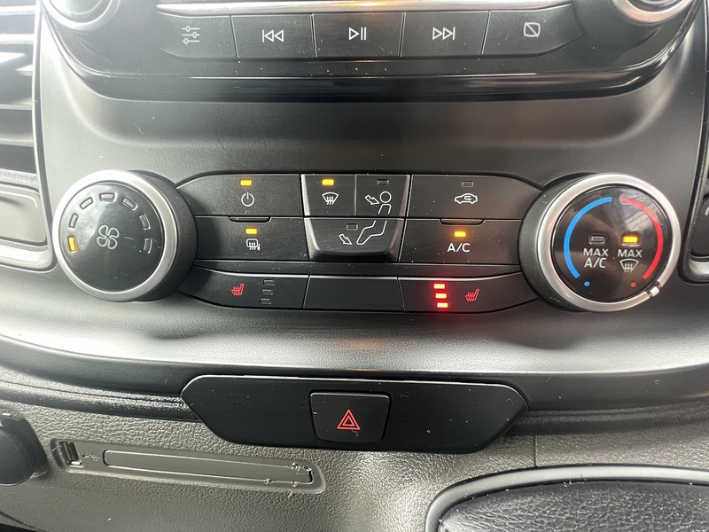 Ford Transit Custom 340 Leader Sport Kit - U692
