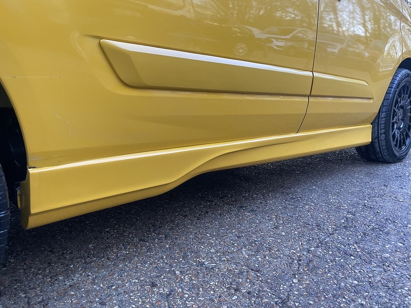 Ford Transit Custom 340 Leader Sport Kit - U693