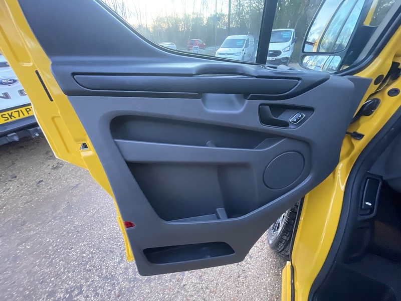 Ford Transit Custom 340 Leader Sport Kit - U693