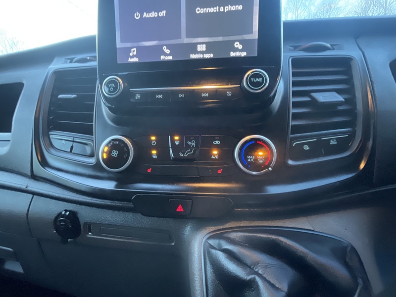 Ford Transit Custom 340 Leader Sport Kit - U693