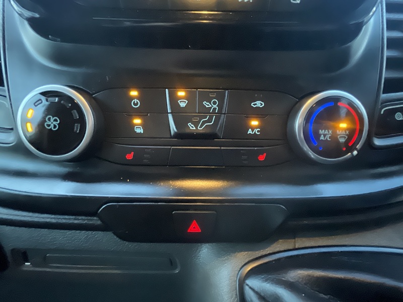 Ford Transit Custom 340 Leader Sport Kit - U693