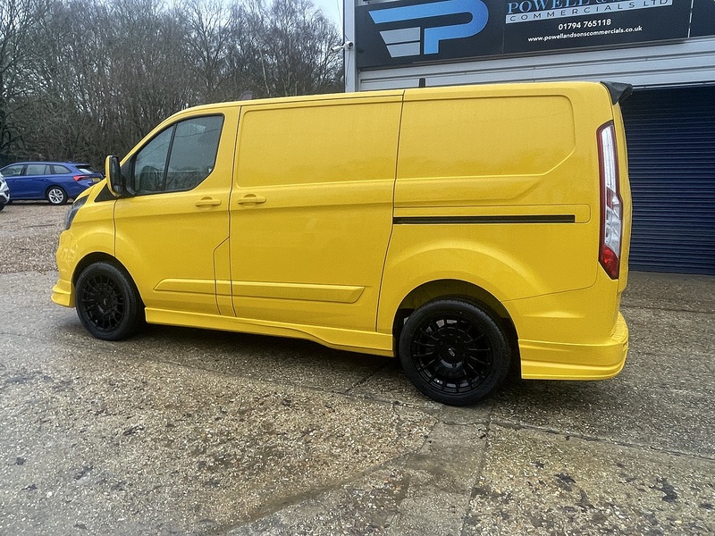 Ford Transit Custom 340 Leader Sport Kit - U693