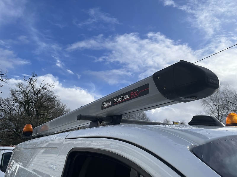 Ford Transit Custom 280 EcoBlue Leader - U700