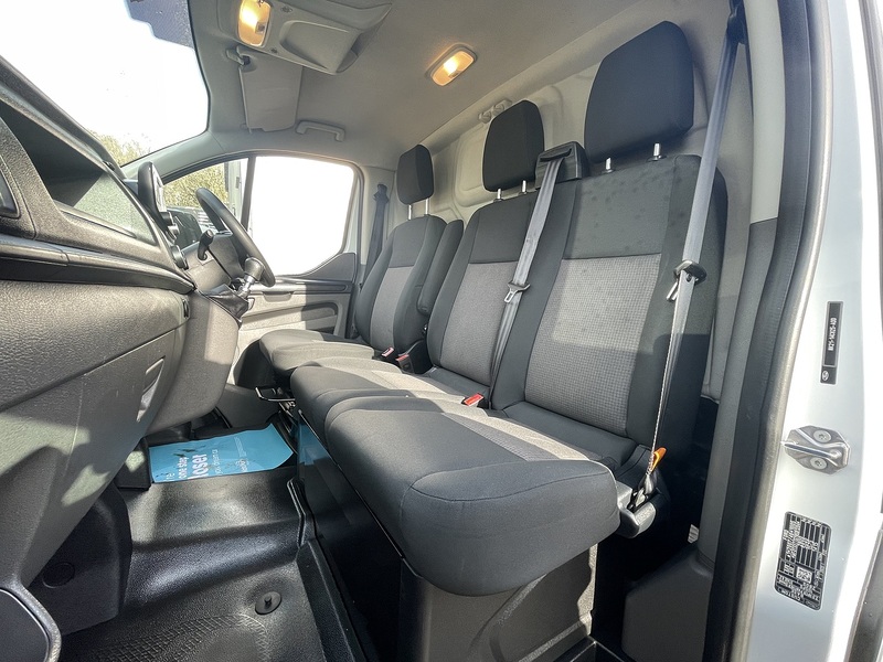 Ford Transit Custom 280 EcoBlue Leader - U700