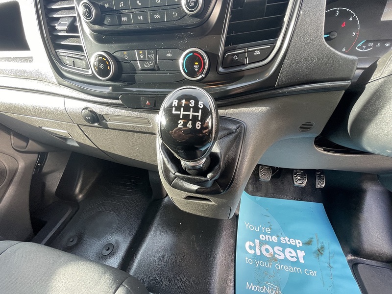 Ford Transit Custom 280 EcoBlue Leader - U700