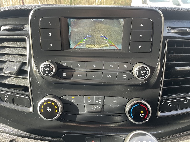 Ford Transit Custom 280 EcoBlue Leader - U700