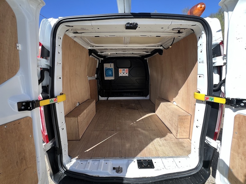 Ford Transit Custom 280 EcoBlue Leader - U701