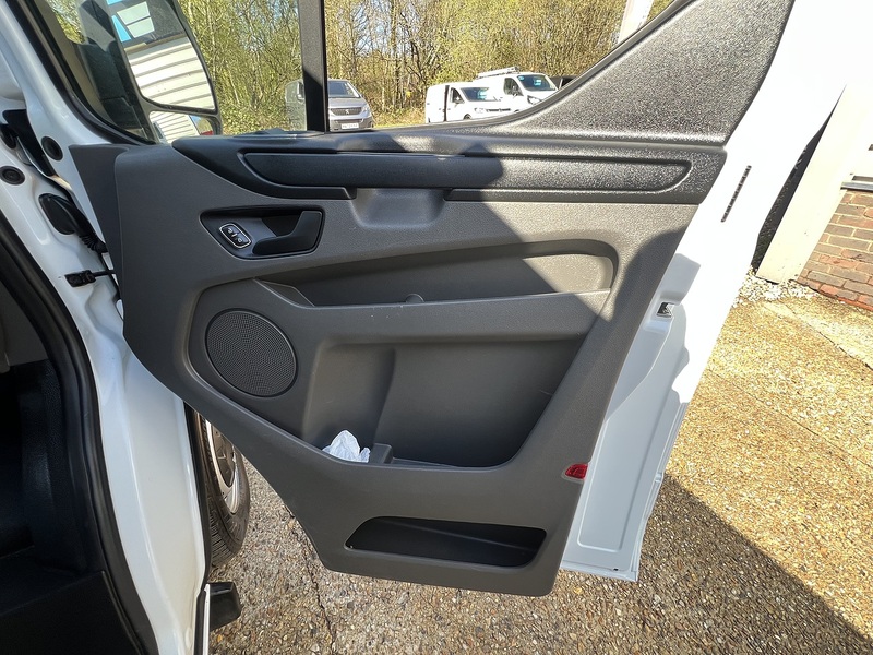 Ford Transit Custom 280 EcoBlue Leader - U701