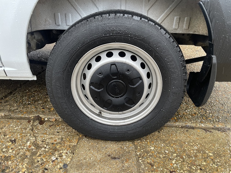 Ford Transit Custom 280 EcoBlue Leader - U702