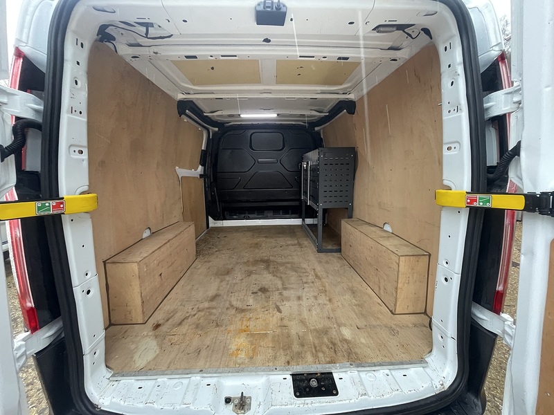 Ford Transit Custom 280 EcoBlue Leader - U702
