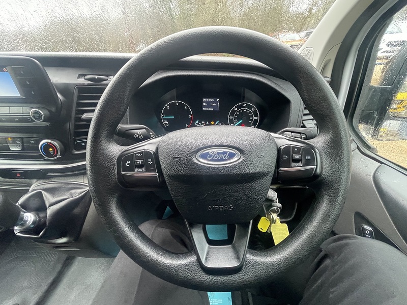 Ford Transit Custom 280 EcoBlue Leader - U702