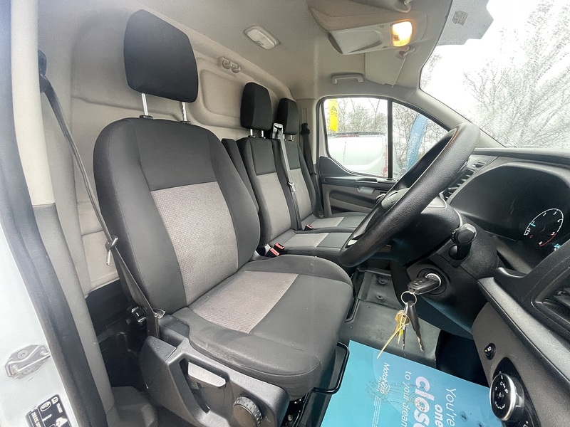 Ford Transit Custom 280 EcoBlue Leader - U702