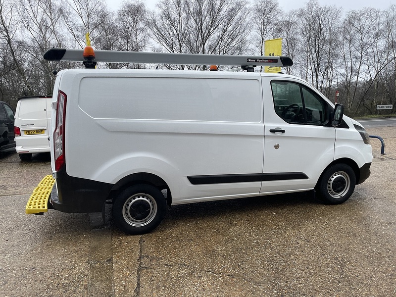 Ford Transit Custom 280 EcoBlue Leader - U703