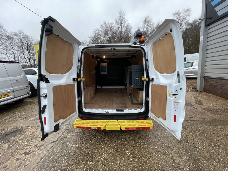 Ford Transit Custom 280 EcoBlue Leader - U703